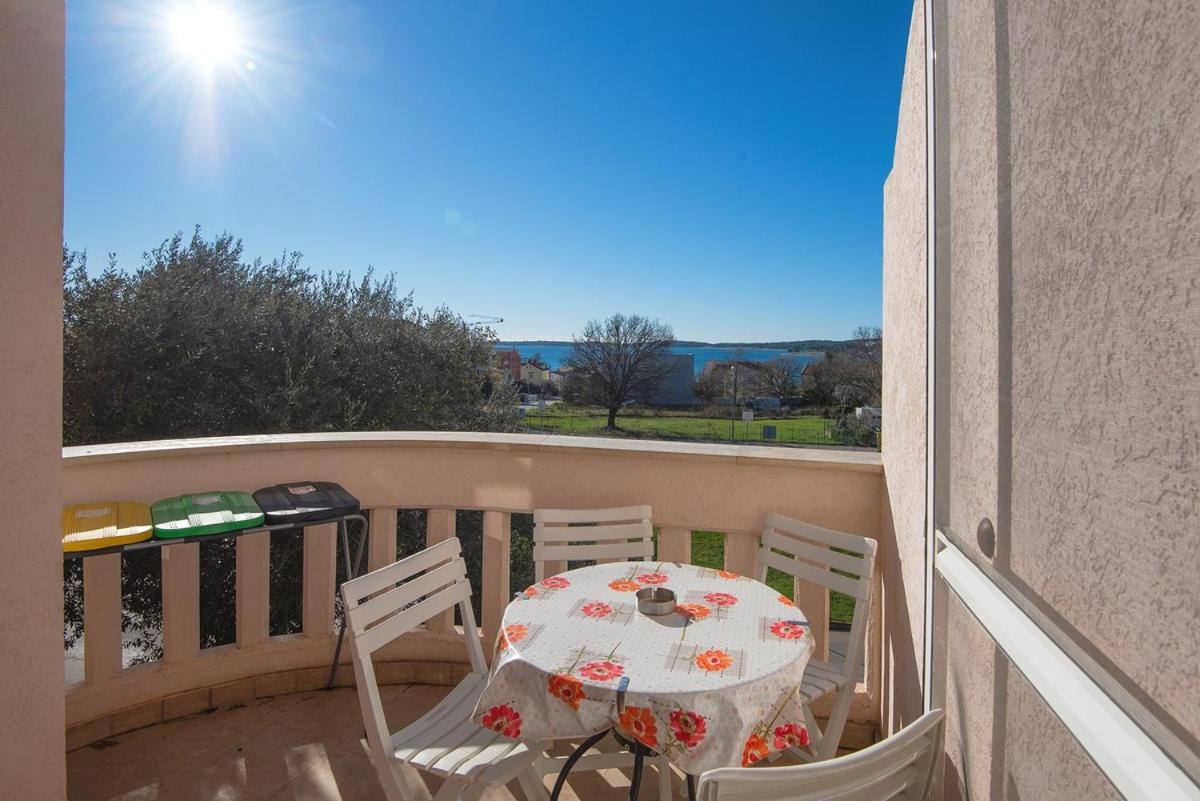 Apartment Stela Медулин Экстерьер фото